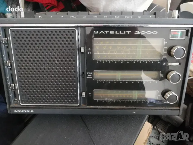 grundig satellit 2000 radio, снимка 9 - Ресийвъри, усилватели, смесителни пултове - 42404799