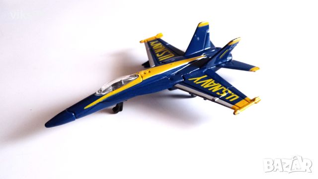 Maisto Tailwinds - F/A-18 Hornet - US Navy Blue Angels, снимка 2 - Колекции - 45295271