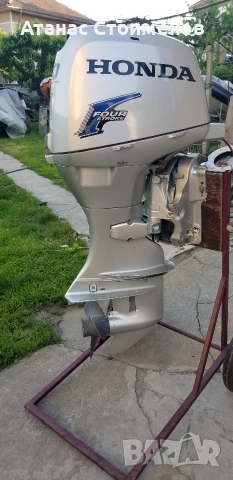 Двигател за лодка Honda , снимка 2 - Воден транспорт - 53106056