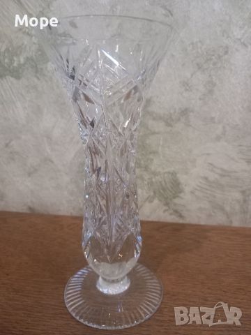 малка кристална ваза , снимка 1 - Декорация за дома - 46010938