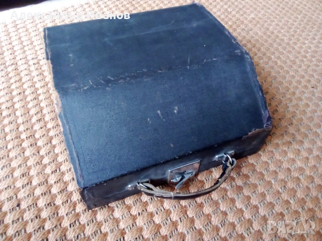  Германска пишеща машина ERIKA 1943 г., снимка 7 - Антикварни и старинни предмети - 53130359