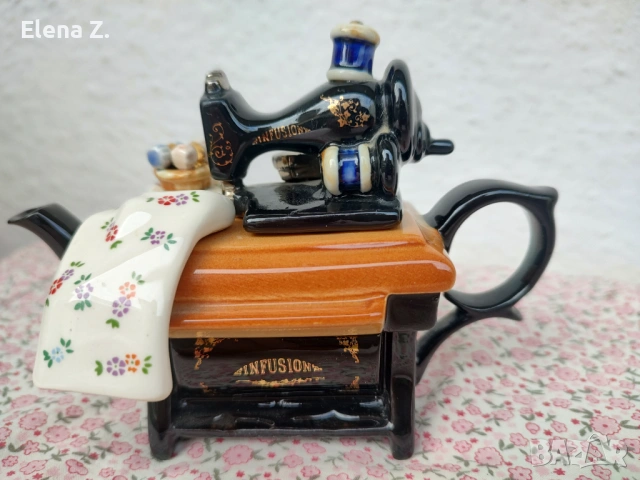 Малък чайник – шевна машина Infusion на Paul Cardew (Cardew Designs) Англия., снимка 5 - Декорация за дома - 53703589