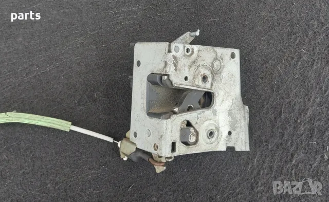 Предна Дясна Брава - Ключалка Ауди A3 8L (2)
- 8L1837016, снимка 3 - Части - 49820288