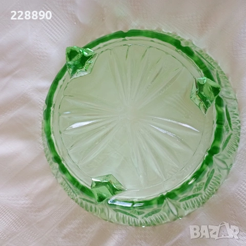 Стъклени фруктиери в зелено , снимка 6 - Антикварни и старинни предмети - 53070321