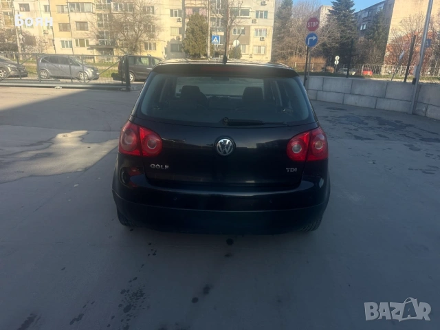 VW Golf 5 , снимка 16 - Автомобили и джипове - 53918736