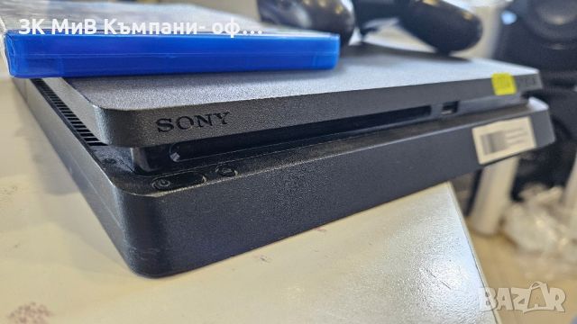 Playstation 4 Slim 1TB, снимка 3 - PlayStation конзоли - 45931095