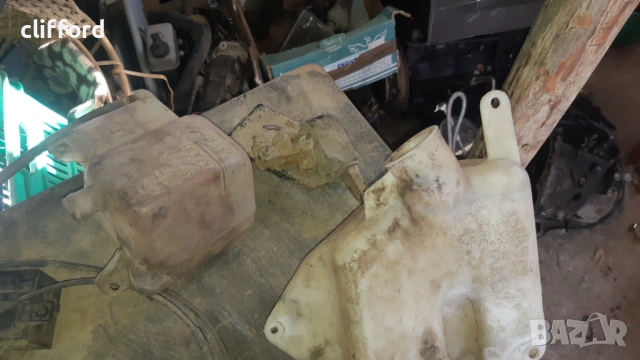 Два броя Нисан Серена-дизел-останали части, снимка 11 - Части - 53150283