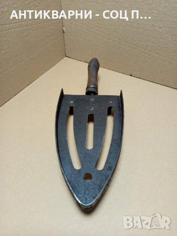 Стара Метална Поставка За Стара Ютия На Жар., снимка 3 - Антикварни и старинни предмети - 50842355