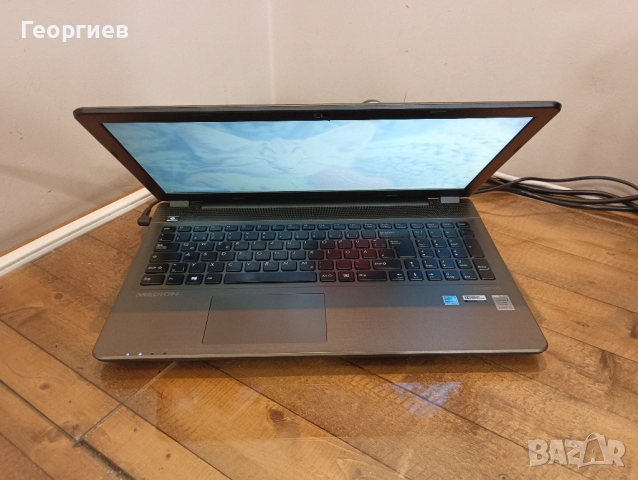 Лаптоп  Medion MD99540 - i3 5010U / 15,6", снимка 4 - Лаптопи за дома - 52105402