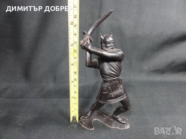 СТАРА РЕТРО СОЦ СССР ПЛАСТМАСОВА ФИГУРКА ВИКИНГ, снимка 6 - Колекции - 52712067
