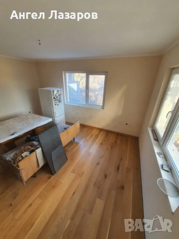 Бригада , строителни дейности . гипсокартон , замаска