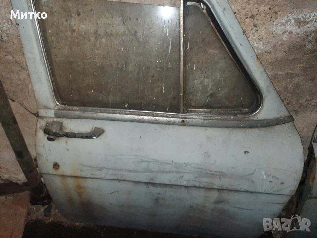Врати за ГАЗ 21 Волга, снимка 2 - Части - 53288490