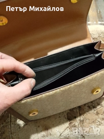 Дамска чанта, снимка 3 - Чанти - 52951137