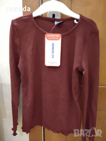 Блуза за момиче 5 г., снимка 5 - Детски Блузи и туники - 49350095