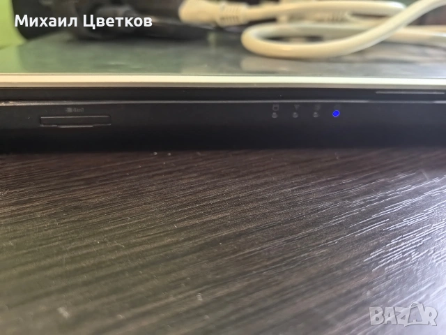 продавам лаптоп Samsung np300v5z , снимка 9 - Лаптопи за дома - 53062391