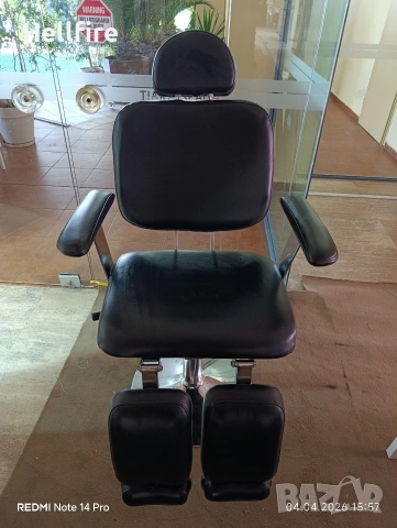 Стол за педикюр 