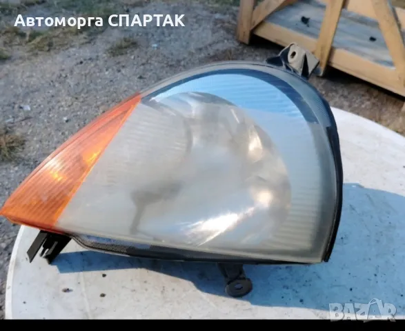 фар ляв / десен Форд КА 1 Ford KA 1, снимка 1 - Части - 47349187