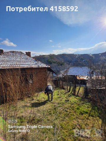 Къща с двор с.Цапарево, общ.Срумяни, обл.Благоевград, снимка 8 - Къщи - 46536239