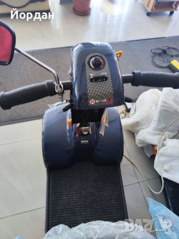 Електрически скутер , снимка 2 - Велосипеди - 46415753