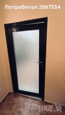 Много запазена МДФ интериорна врата с матирано стъкло - 97 x 200, снимка 3 - Интериорни врати - 54046624