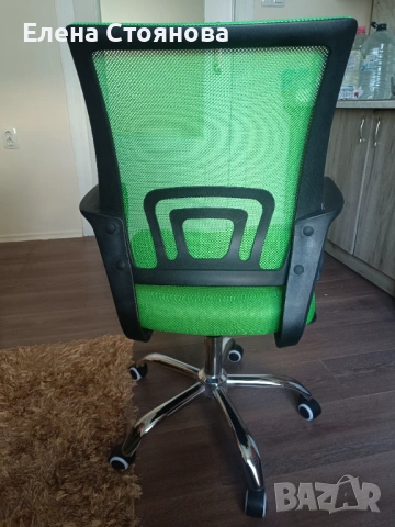 Офис стол, снимка 3 - Столове за офис - 53753350