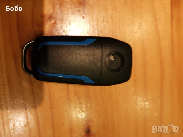 Продавам ключ, заготовка с чип за Ford , снимка 2 - Части - 52662176