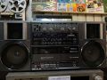 Бумбокс Касетофон HITACHI TRK-9100E Boom Box Ghetto Blaster, снимка 1 - Радиокасетофони, транзистори - 45981074