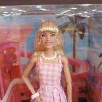 кукла Barbie Барби Марго Роби, снимка 1 - Кукли - 45008017