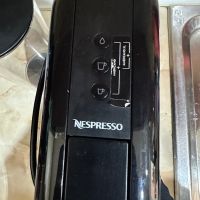 Кафемашина Nespresso D45, снимка 3 - Кафемашини - 45278781