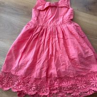 Розова рокля , снимка 4 - Детски рокли и поли - 45683132