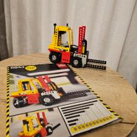 LEGO Technic 8843 Technic Fork-Lift Truck камион с вилочен повдигач Vintage Lego set, снимка 1 - Колекции - 45893727