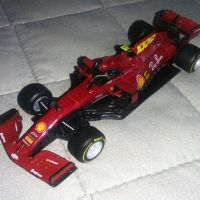 Bburago Ferrari SF1000 Shell Racing Bluetooth 1:41, снимка 2 - Колекции - 45250679