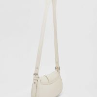 Дамска чанта от изкуствена кожа с дълга дръжка Stradivarius, 28x17x 8 cm, снимка 2 - Чанти - 45658645