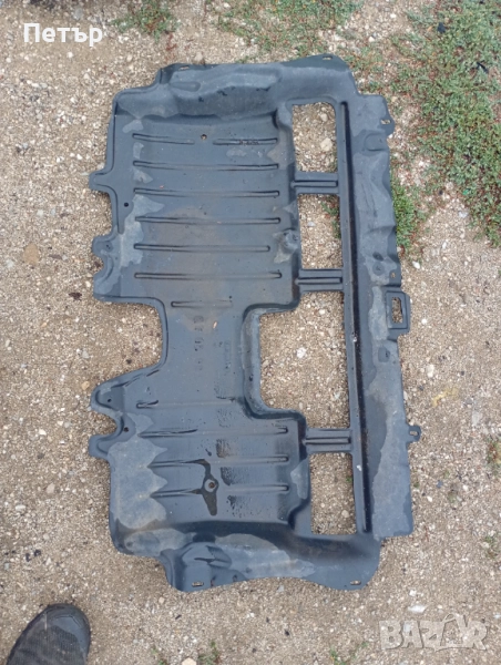 Кора под двигателя Citroen C3,DS3,c4 cactus Peugeot 208,2008 , снимка 1