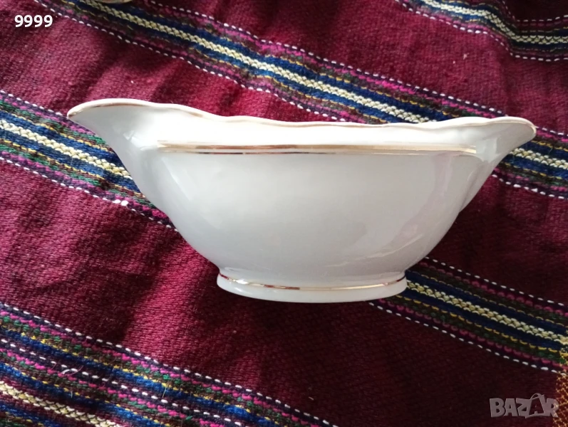 Порцеланова сосиера, снимка 1