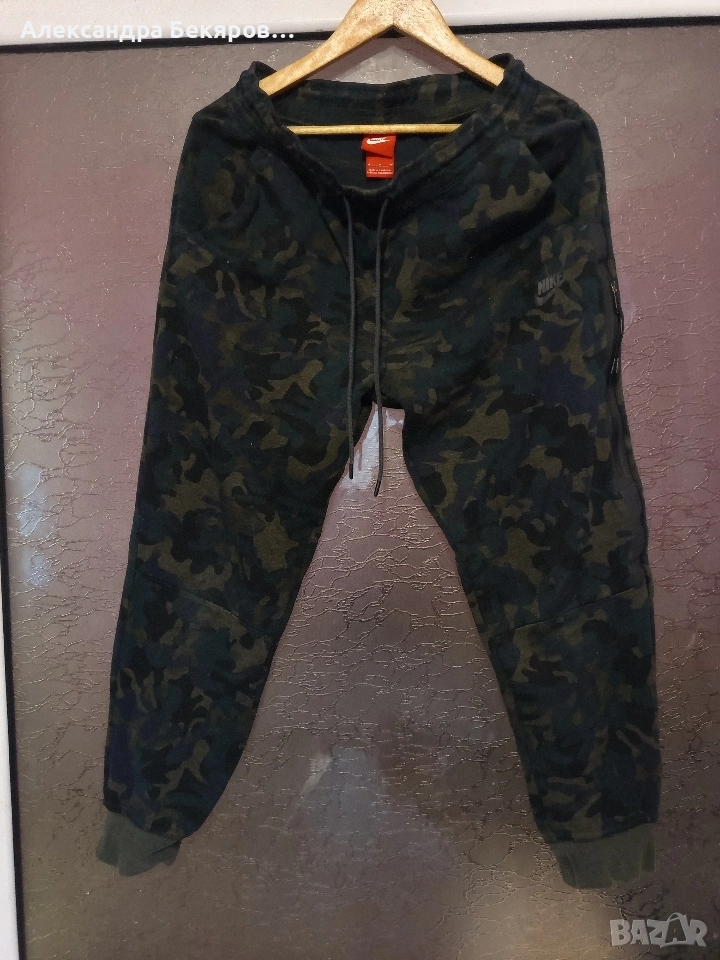 Анцунг nike sportswear tech fleece и шушлякови панталони nike, снимка 1