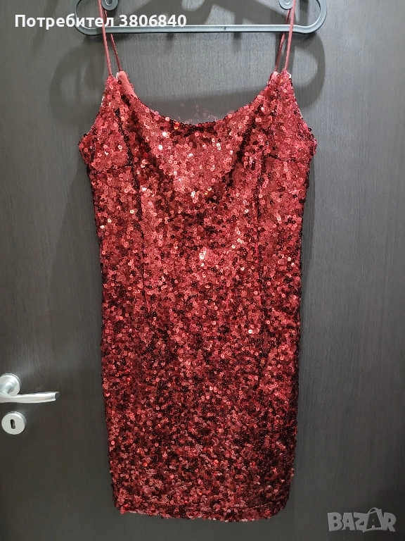 Нова рокля за празниците с пайети, снимка 1