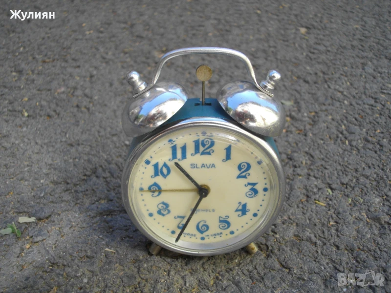 КОЛЕКЦИОНЕРСКИ БУДИЛНИК СЛАВА SLAVA, снимка 1