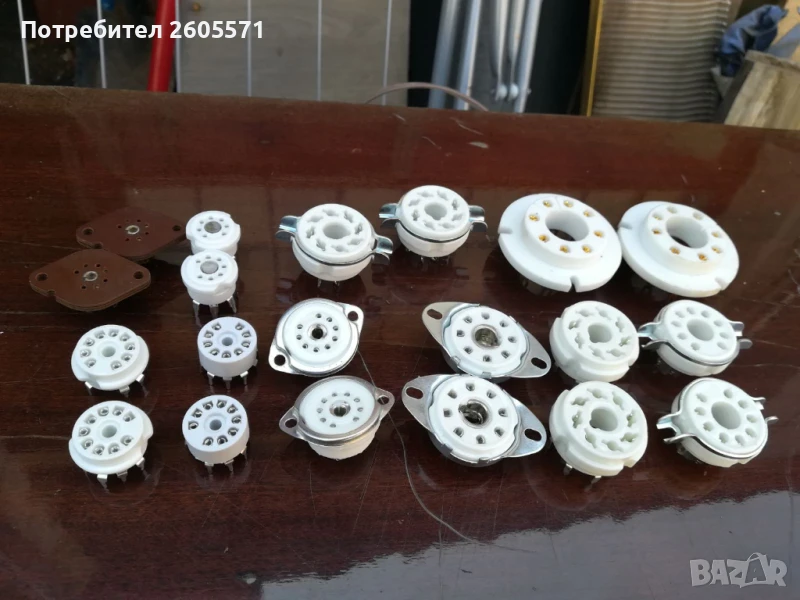 Цокли за радиолампи, снимка 1