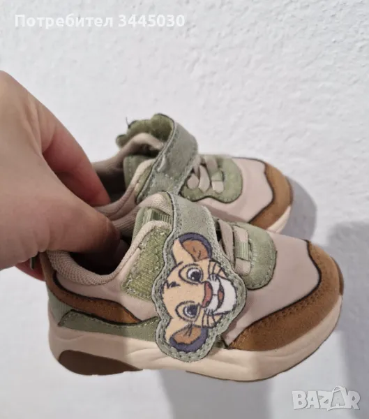 Продавам маратонки и сандали , снимка 1