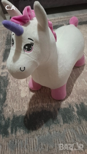 Надуваема играчка Еднорог, снимка 1