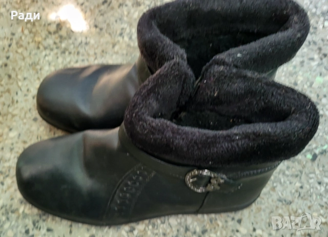 Продавам дамски обувки с подплата зимни боти, снимка 7 - Дамски боти - 50040996