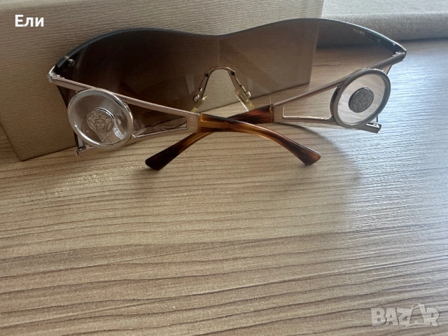 Слънчеви очила Versace, снимка 3 - Слънчеви и диоптрични очила - 53731183