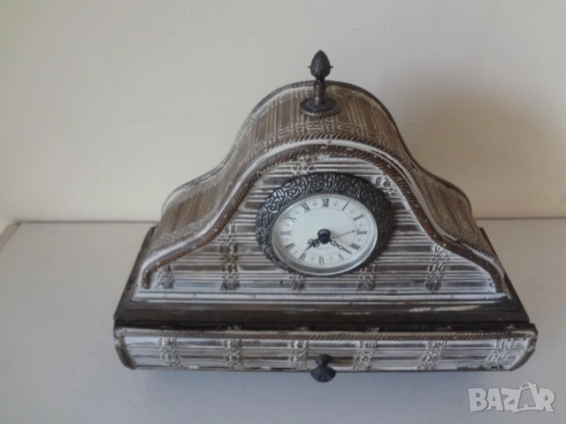 Нов винтидж настолен часовник, снимка 4 - Стенни часовници - 52794428