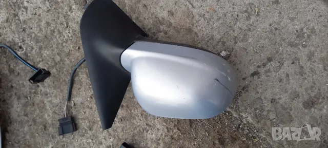 Дясно огледало VW Golf IV, снимка 2 - Части - 49701599