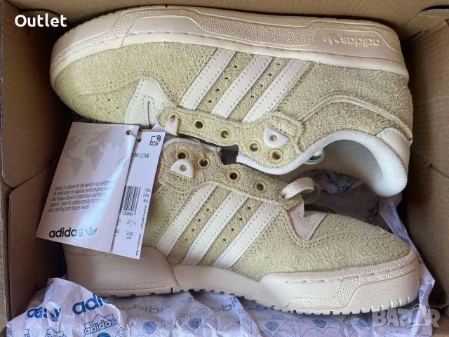 Обувки Adidas Rivalry Low, снимка 2 - Маратонки - 46740944