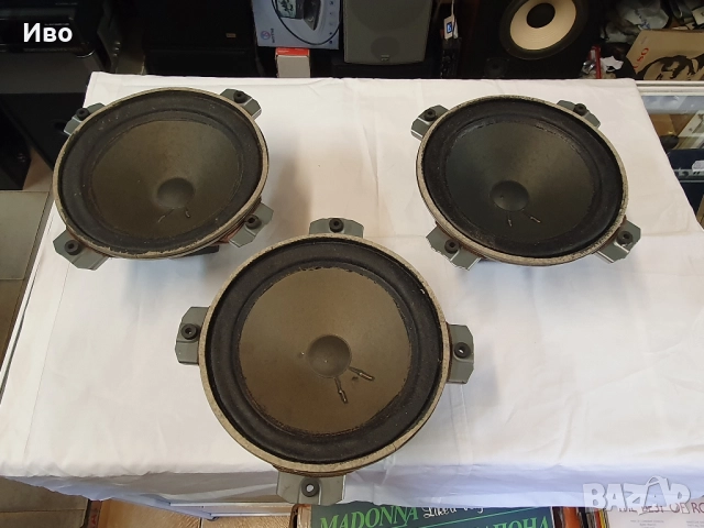 8" говорител с Алнико Магнит 4 ома В много добро състояние. По 50лв./бр. Трите за 120лв.