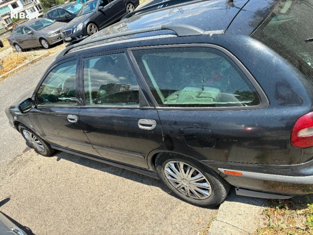 Volvo v 40, снимка 4 - Автомобили и джипове - 50925737