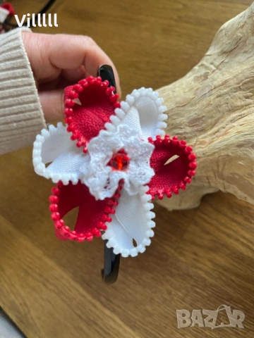 Мартеници диадеми за коса ръчно изработени, снимка 2 - Аксесоари за коса - 53622325