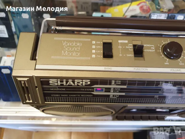 Радиокасетофон SHARP GF-4343 Работи перфектно на ридио и касета., снимка 12 - Радиокасетофони, транзистори - 47269305